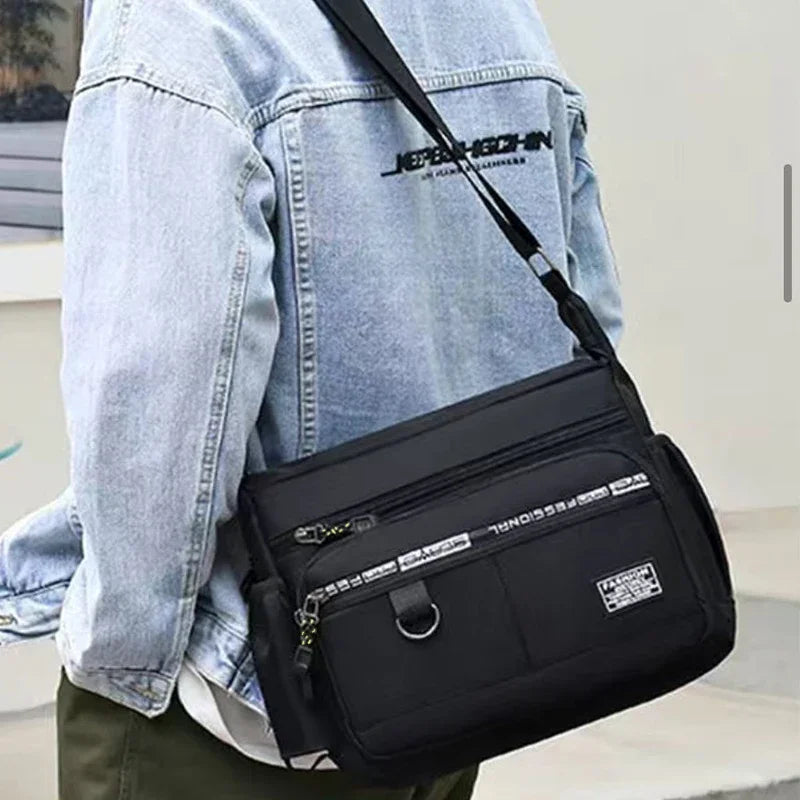 Bolso Crossbody para Hombre – Múltiples Bolsillos y Correa Ajustable