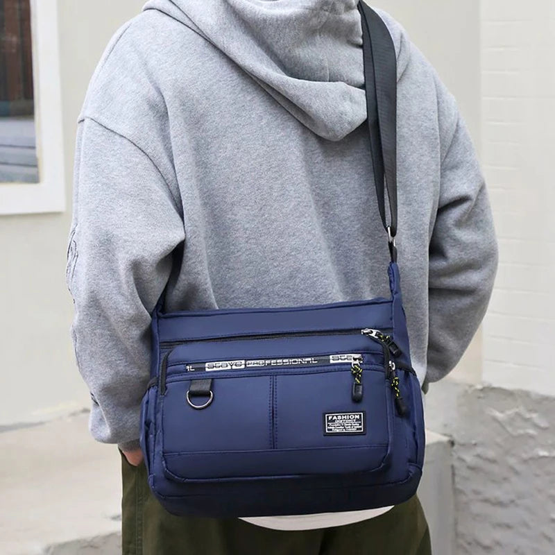 Bolso Crossbody para Hombre – Múltiples Bolsillos y Correa Ajustable
