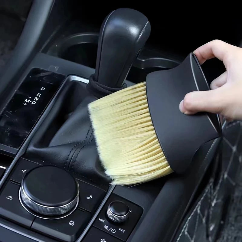 Cepillo Suave para Limpieza Interior de Auto – Rejillas, Tablero y Ranuras