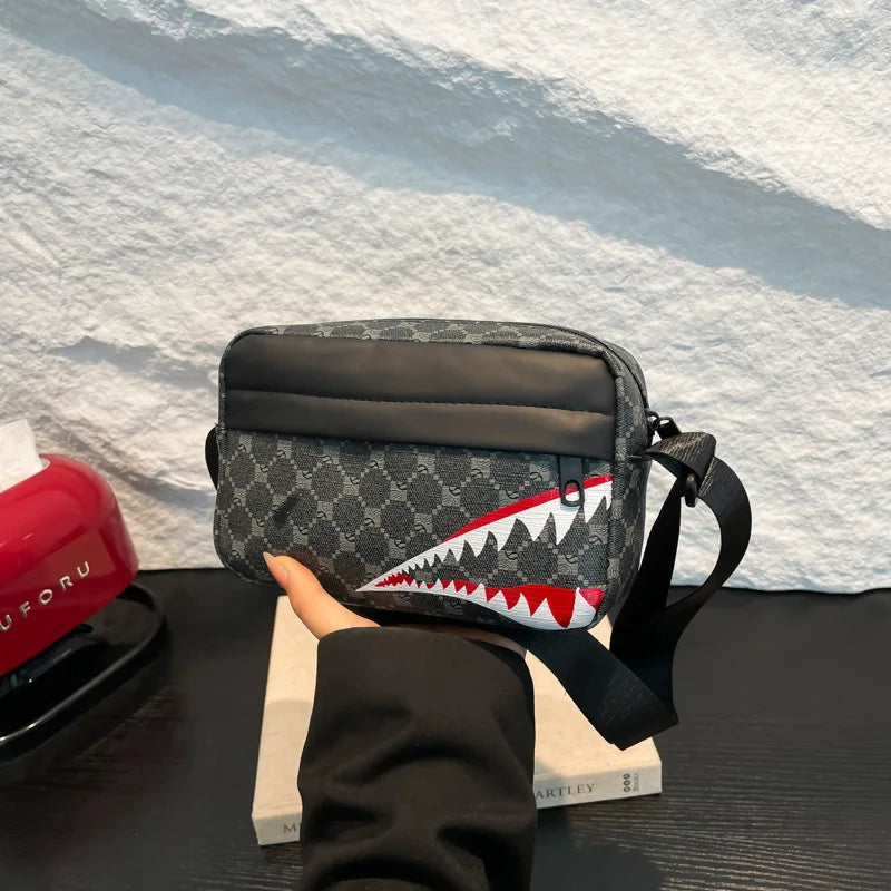 Bolso Crossbody Elegante para Mujer – Diseño Geométrico Moderno